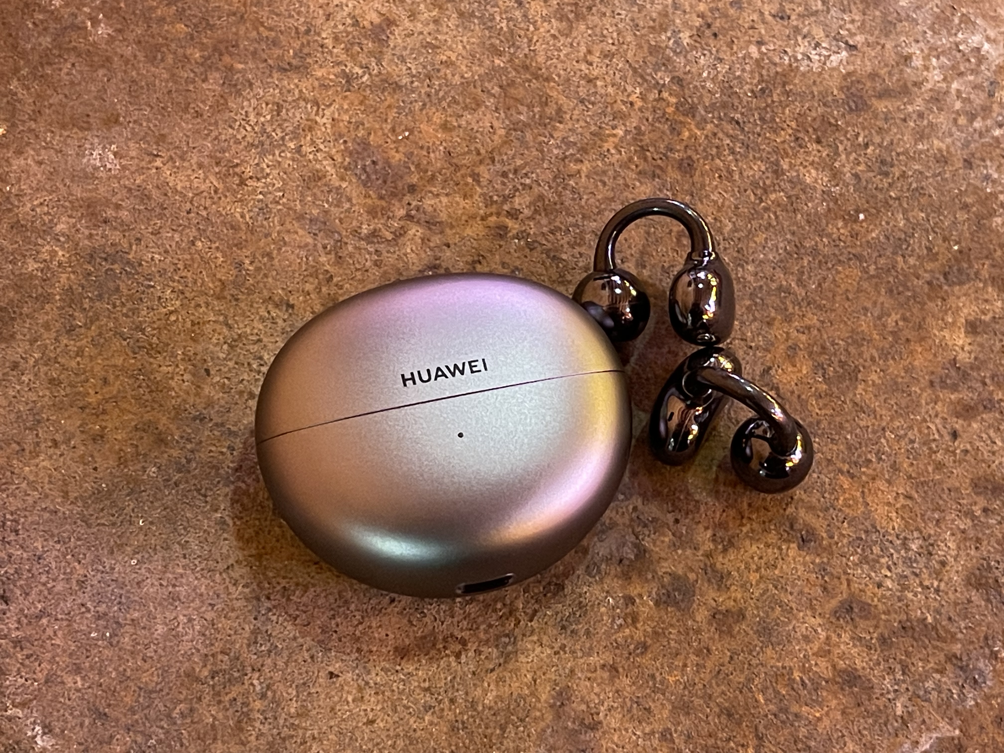HUAWEI FreeClip 心得分享_原來這就是開放式耳機，沒戴過還真不知道